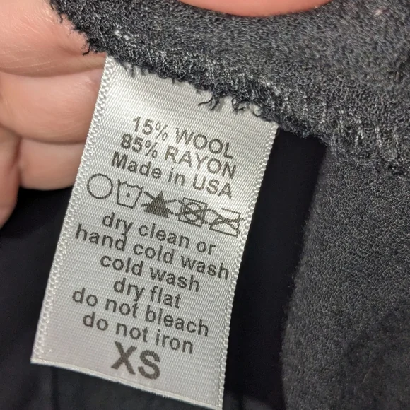 Black Crane Pleated Asymmetrical Cocoon Dress - Picture 5 of 7